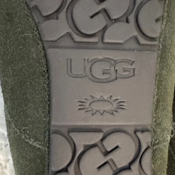 NEW UGG burnt Olive Suede men’s ASCOT Loafers size 11 - Picture 5 of 12